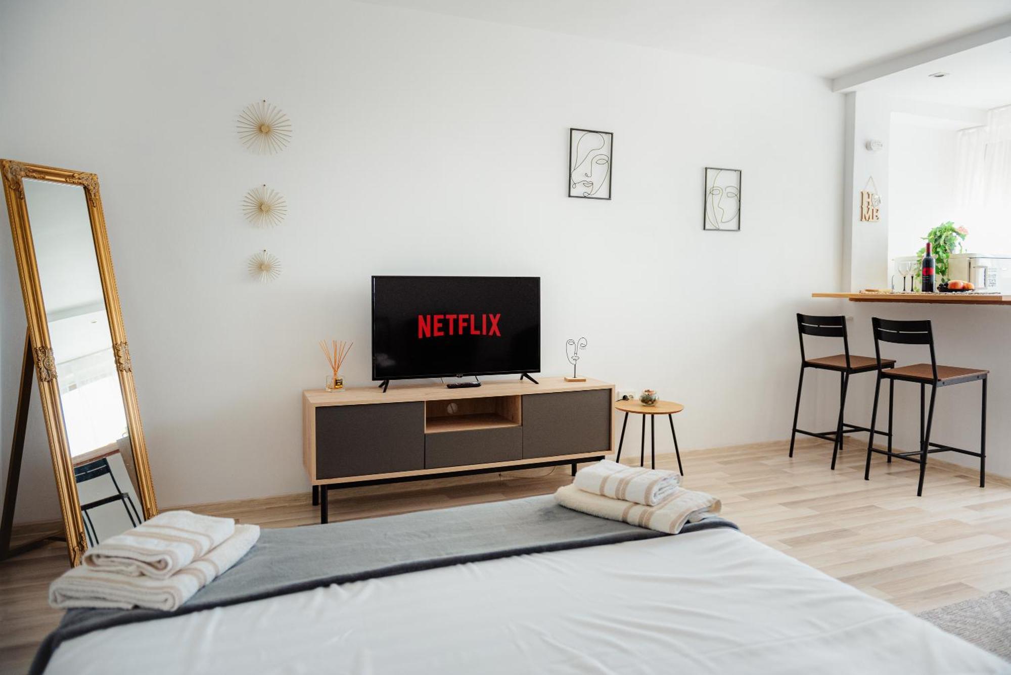 Premium Studio Next To National Arena & Park Букурещ Екстериор снимка